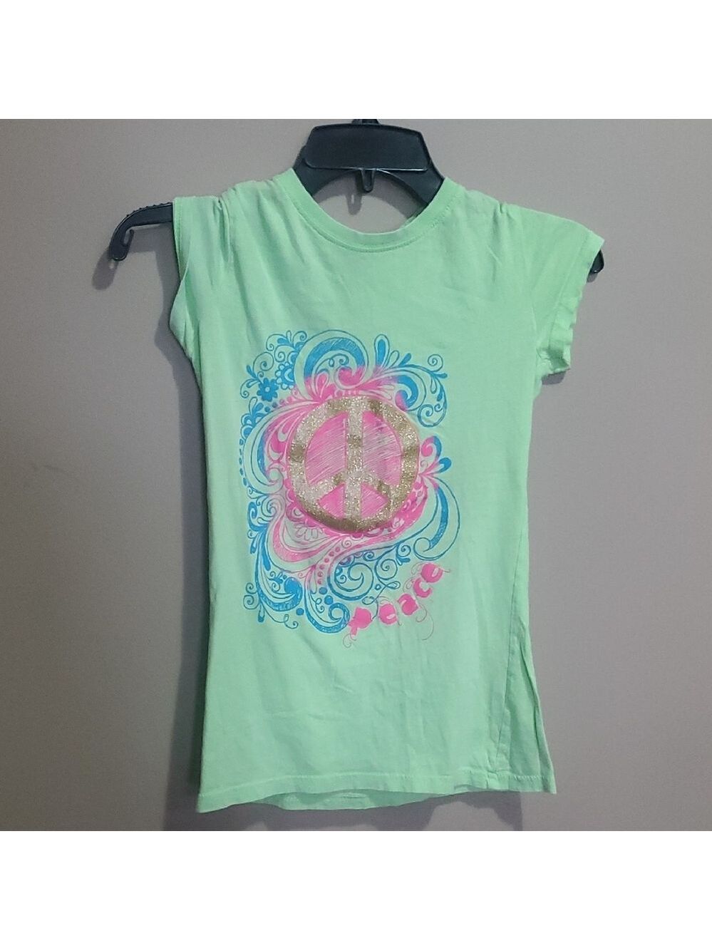 Peace Graphic Kids T-Shirt - Green Size Medium